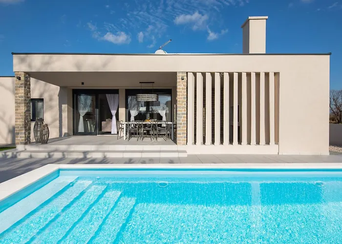 Rose Zadarvillas Villa Nin