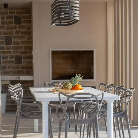 Rose Zadarvillas Villa Nin